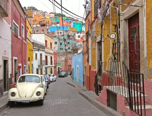 ¿Cómo llegar a Guanajuato? avión o autobús