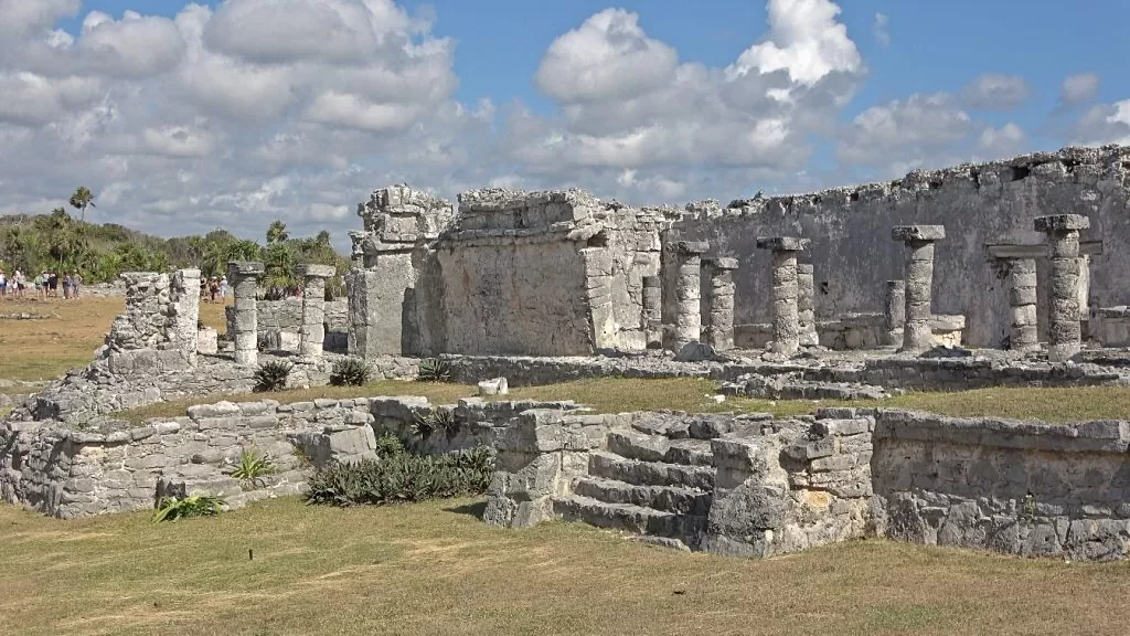 palacio de las ruinas mayas de tulum en riviera maya