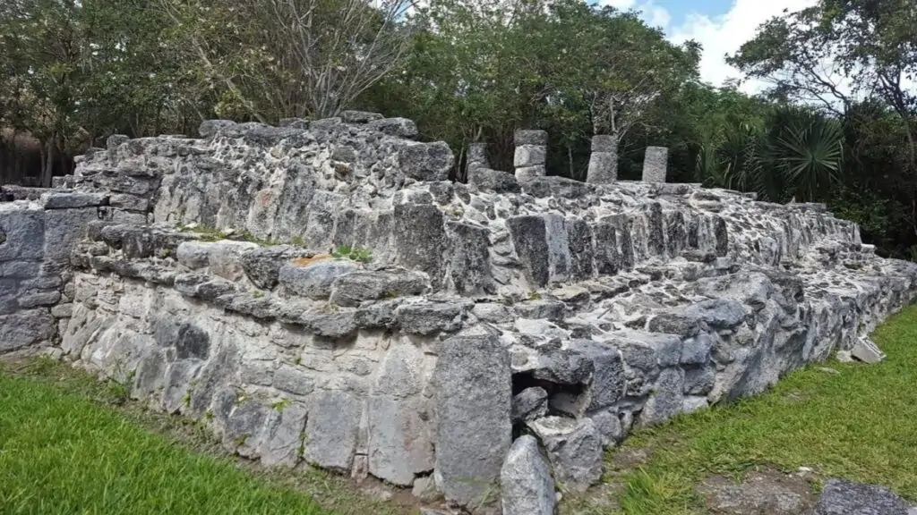 Zona Arqueológica San Gervasio Cozumel
